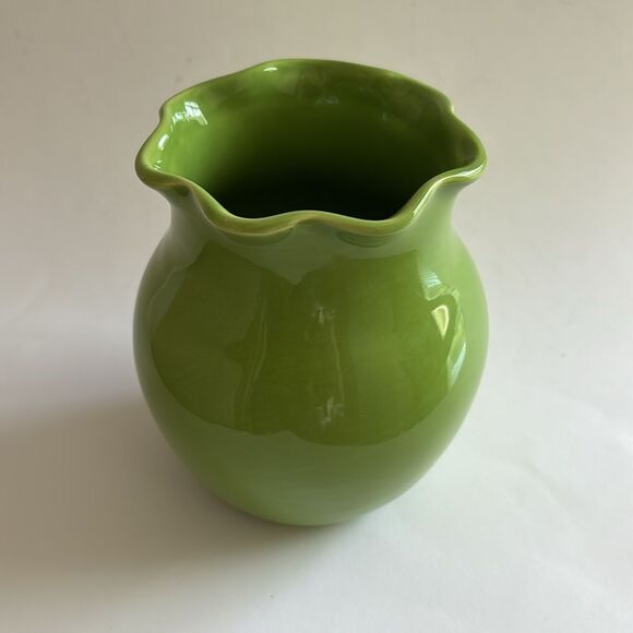 Crate and Barrel Ellie Lime Green Ruffle Edge Vase B. Eigen Design - Picture 7 of 7